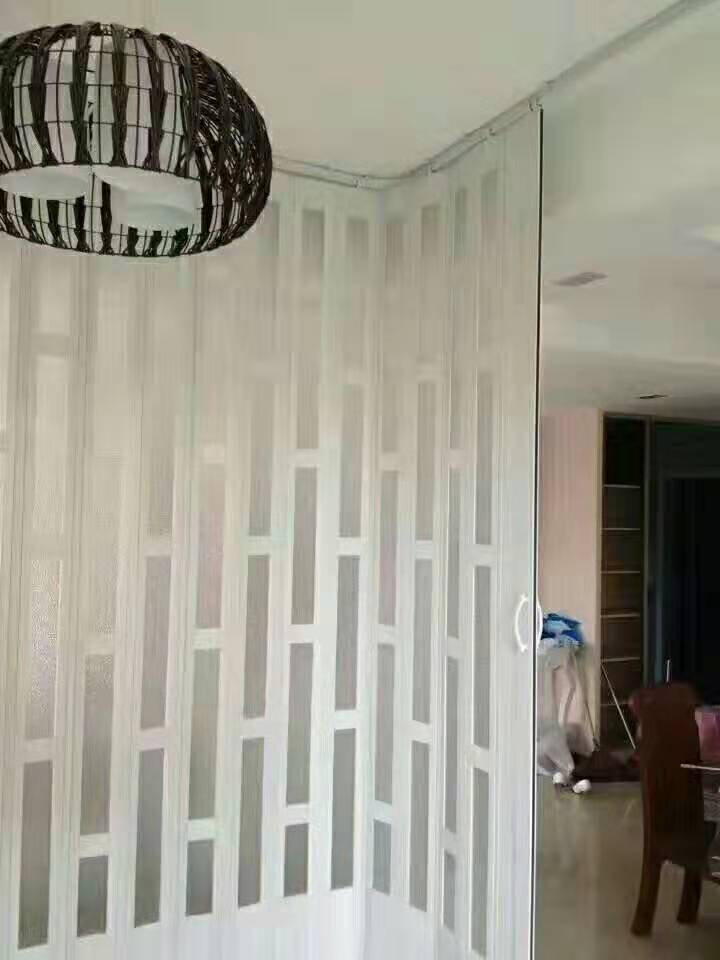 PVC折叠门